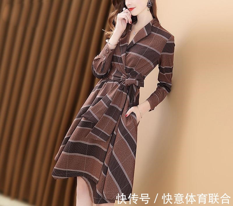 毛衣 今年不流行外套配毛衣了, 学下图女人这样穿, 气质飙升更有女人味！