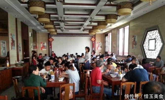 黄磊|黄磊的面馆生意爆红,粉丝一口气吃3大碗,结账时:没错吗