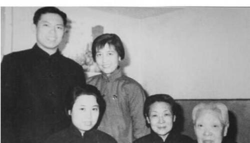 下场|张作霖去世后,他的6位夫人下场如何她当了尼姑,其余5人皆病逝