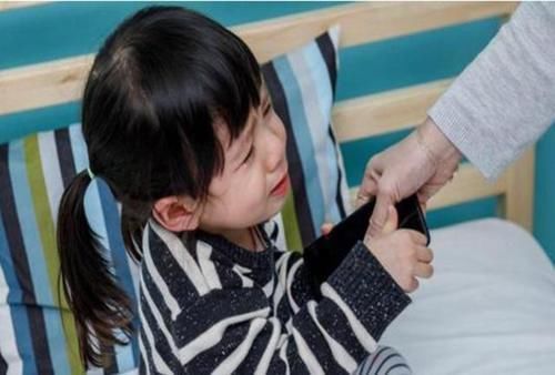 孩子|9岁或者16岁给孩子配手机都不对,这个年纪就刚好,父母别记错