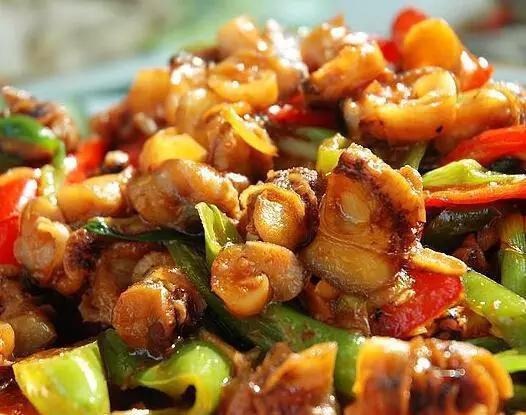 大厨教你几道鲜香四溢的家常菜，食材都是我们常见的，家人都爱吃