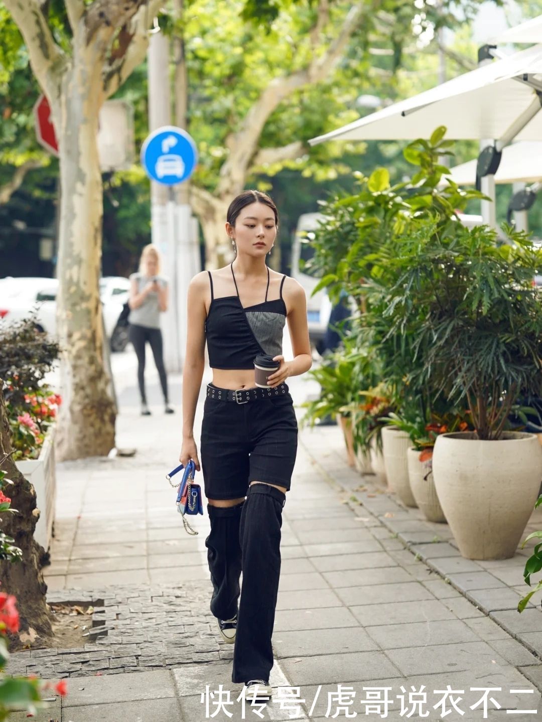 长裤|看了上海姑娘的街拍，终于明白黑色才是夏季“C位担当”，好时髦