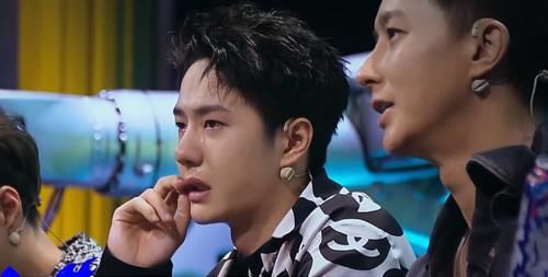 这就是街舞|王一博“类似的经历”破防,虽然入行多年,情绪管理也会失效