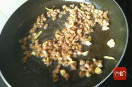 洋蔥和它天生一對！初春要多吃，清血管提高身體免疫力