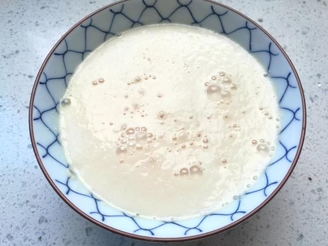 70岁老妈蒸馒头上瘾了，加2样“料”比面包都好吃，还有奶香味