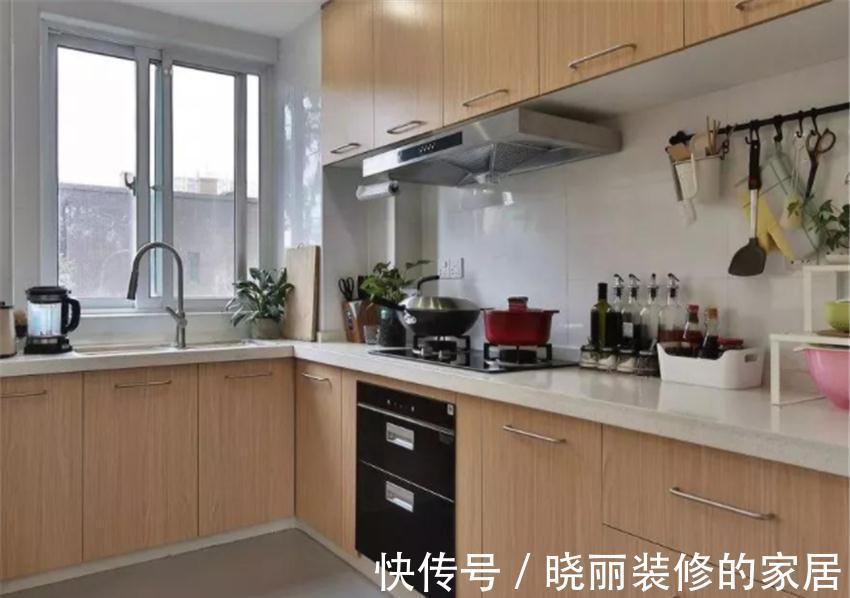 衣柜|家里柜子越多越好？老师傅建议：这4处有柜子足够，太多不实用！