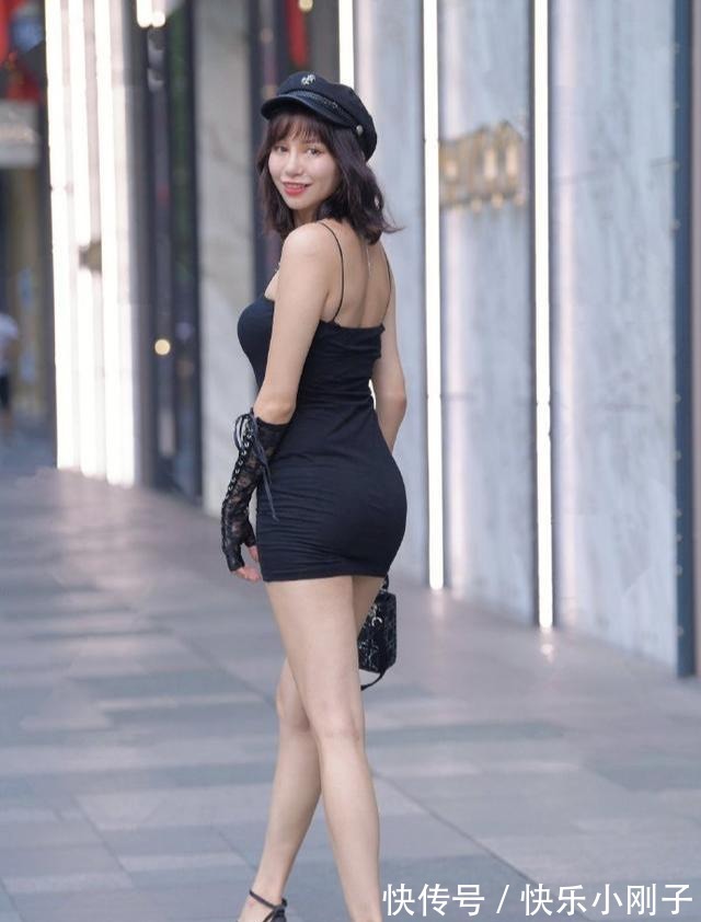 质感|连衣裙穿搭凭颜色和质感让你脱颖而出，新颖的剪裁设计，还有气质