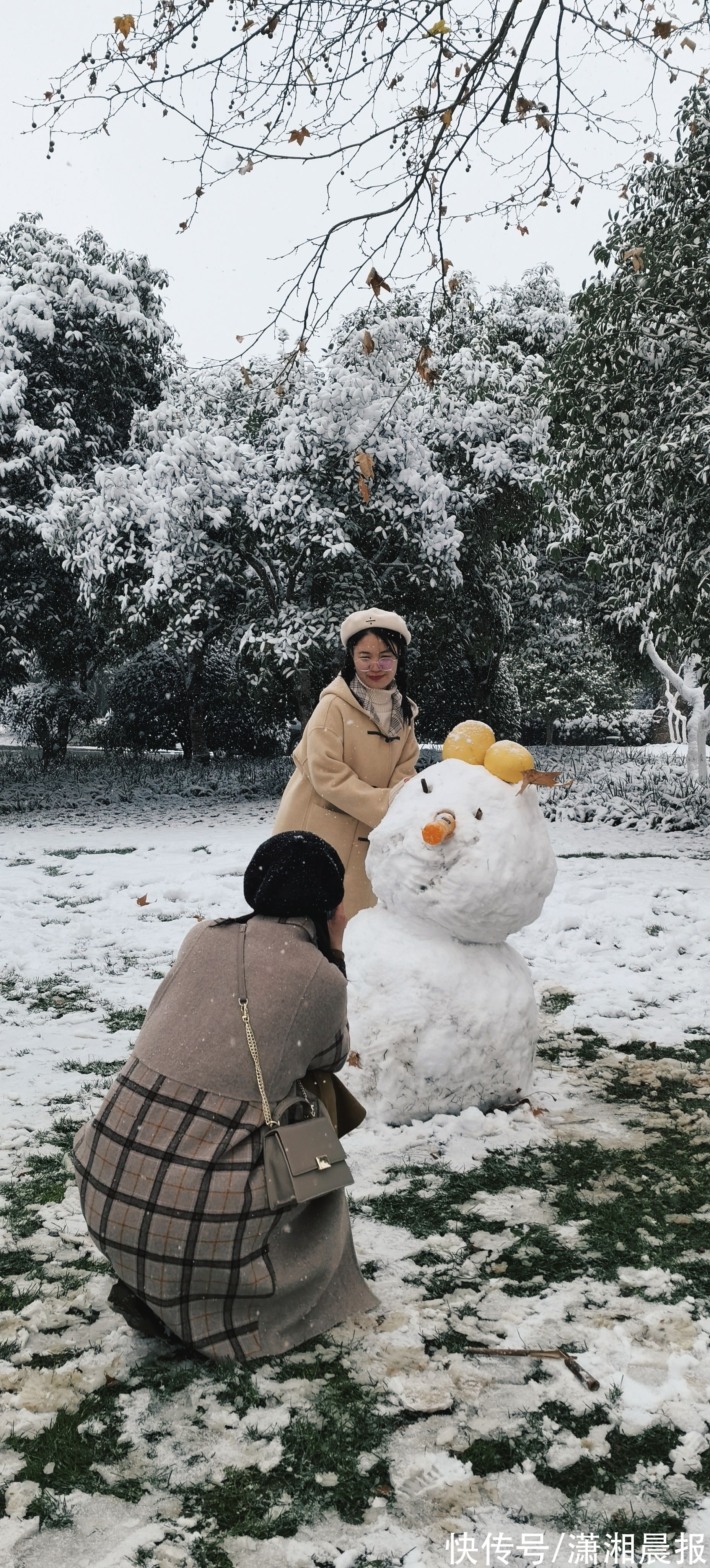 长沙下大雪，大街小巷“打起来了”