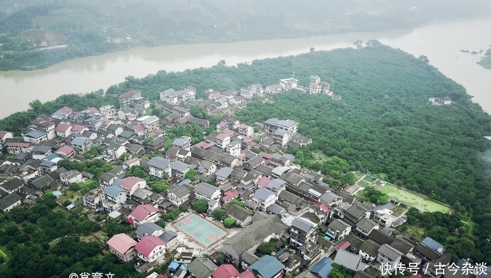 丹洲|广西发现一座水上古城，400年来只能乘船出入，仅1.6平方公里