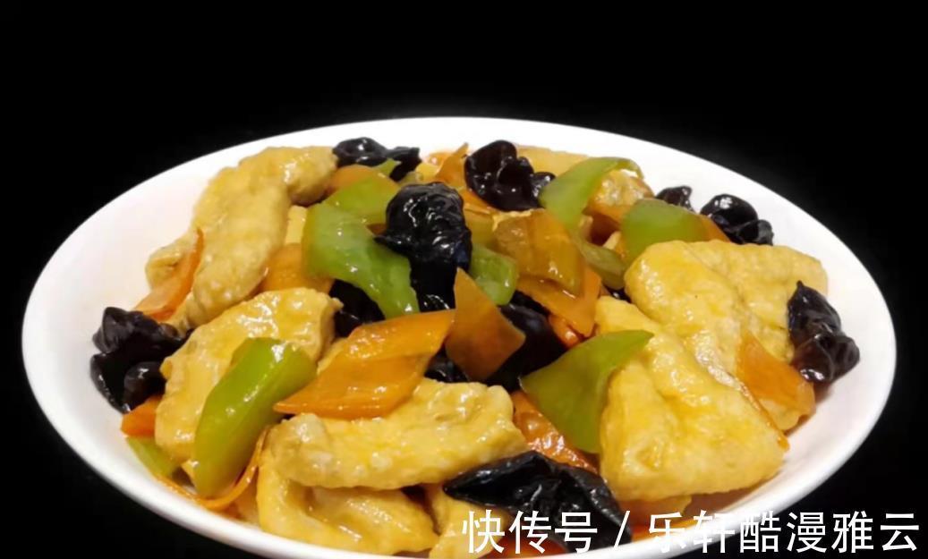 冬日进补,猪肉牛肉靠边站,多给家人吃它,软嫩入味,太解馋了