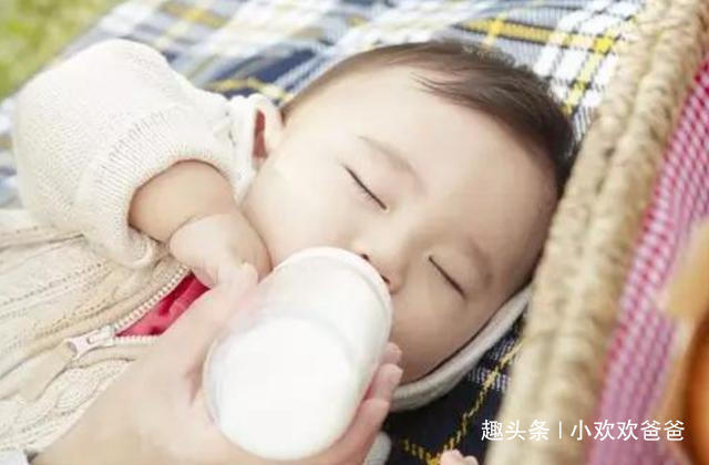 差别|喝“母乳”和不喝“母乳”的孩子,长大后有什么差别差距太大