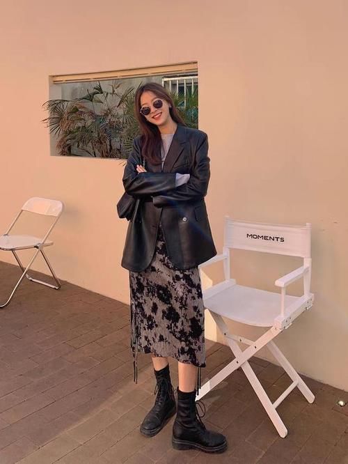 外套选择百搭款，任何人穿上都是好看的，轻松就能驾驭！