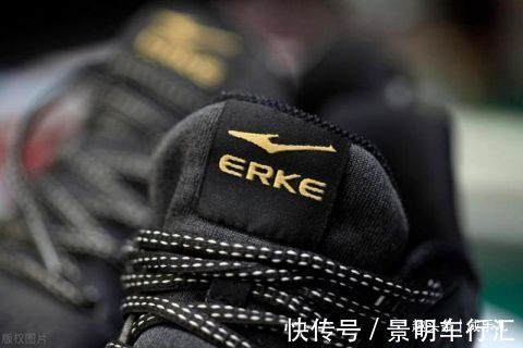 鸿星尔克成企业标榜，吴昕维嘉拉低主持人高度，央视点评最为犀利