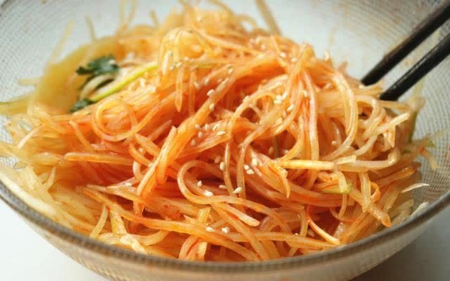 不管什么时候,土豆和它不能一起吃,美味也不行,老人小孩要注意