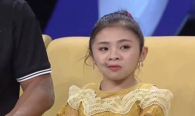 韦春兰|90厘米“袖珍”女孩拼命生娃,孩子出生后,全家却高兴不起来