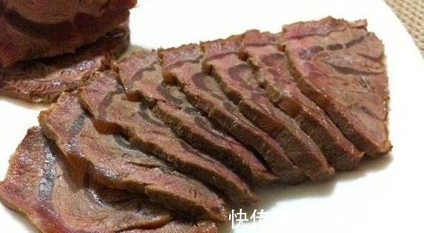 酱牛肉|大厨伯伯教我做酱牛肉，只需要三步，软嫩筋道，比卤肉店卖的好吃