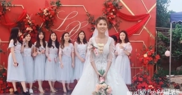 伴娘|新娘邀请闺蜜当伴娘,随后的事情,让人不知所措