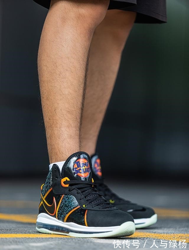 spac 「大灌篮」LeBron 8 抢先上脚!这个细节很多人都没看懂
