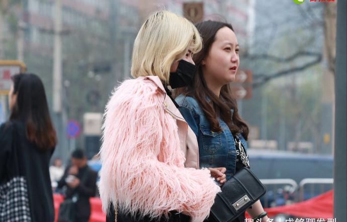 黄发 十年前满大街的黄头发,为什么现在很少有人染?染发不流行了吗?