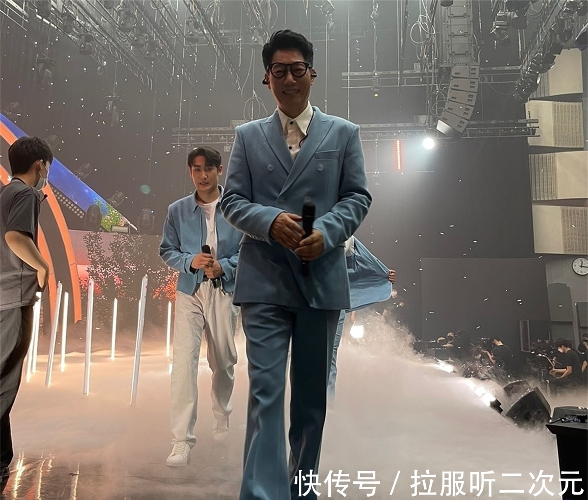 池锡辰|《跑男》嘉宾池锡辰向BTS的Jin道歉后，称赞他的个性好！