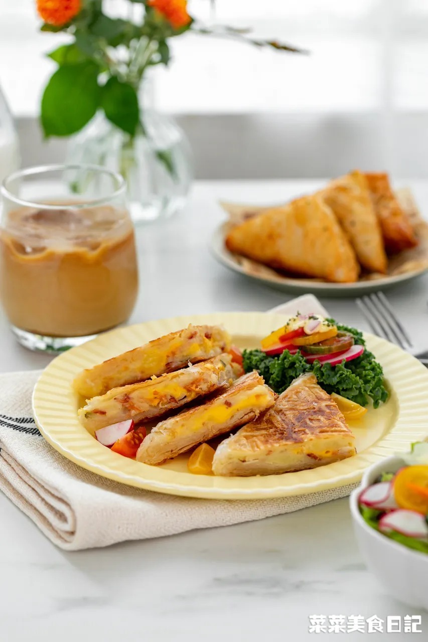 培根|懒人最爱！1块钱的手抓饼，换个做法秒变M记早餐！