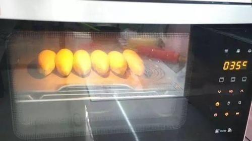 用苹果当馅做的美食，我和孩子尝一口后抢着吃，天天吃也不够