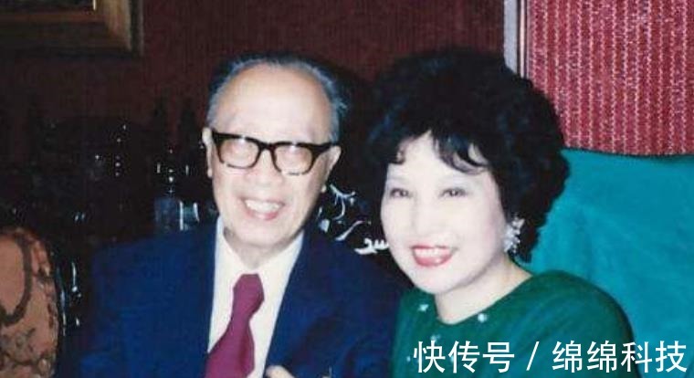 女歌星&他婚姻包办遇真爱，与意中人相伴47年，发妻病逝半年却娶了女歌星