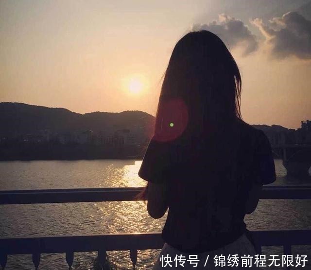 其间|《剑来》阮秀的那一回眸,谁会其间意