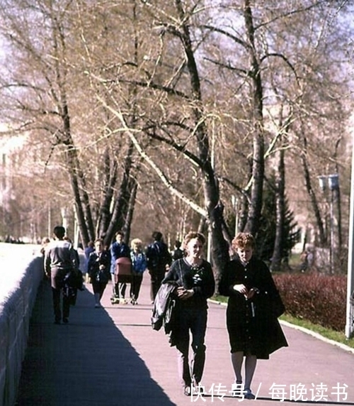 城市|伊尔库茨克1988:苏联西伯利亚最大工业城市的黄昏