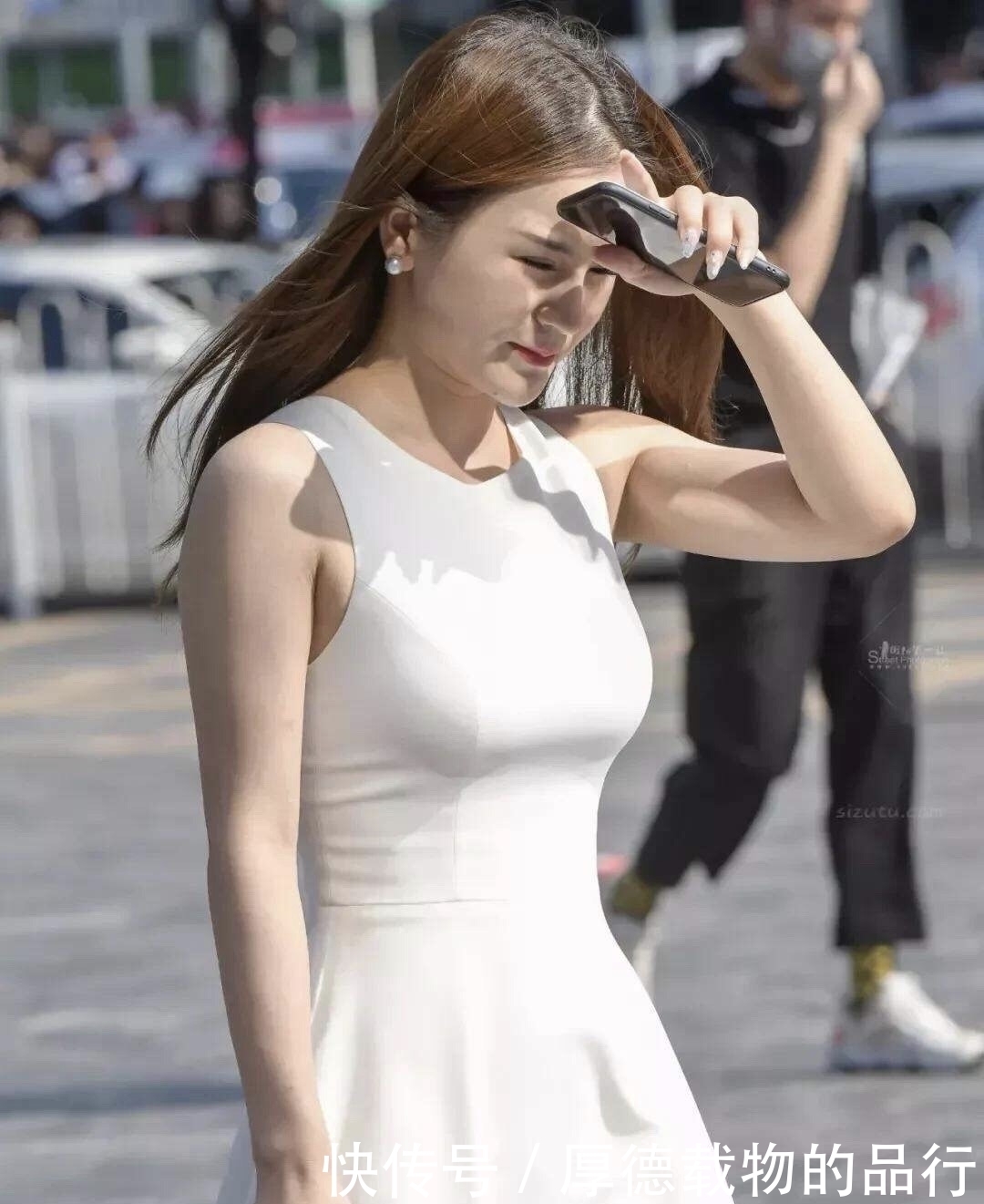 有气质的女人都是这么打扮的,时尚靓丽,展现成熟女性的韵味