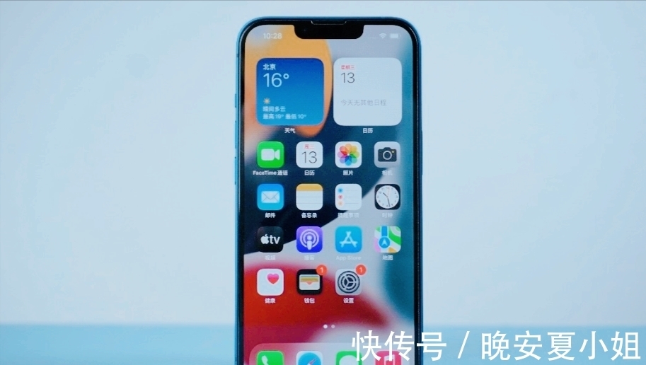 iphone13|为什么5999买iPhone很果断的人，花4999买国产机却觉得不值？