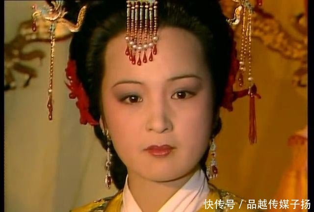 作杨贵妃|薛宝钗的一句玩笑话,道出了贾府由盛转衰的原因,可惜无一人能懂