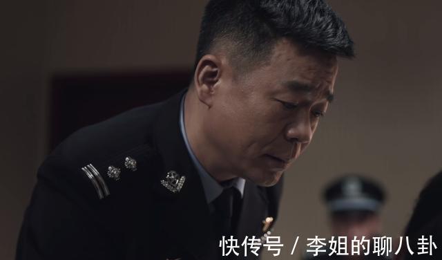 央视|浴袍女、汤唯旗袍，如此大尺度上星央视，《扫黑风暴》也太狠了