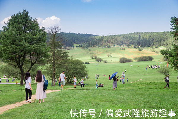 喀斯特生态博物馆|国庆假期武隆旅游秩序井然 仙女山、天生三桥游人如织