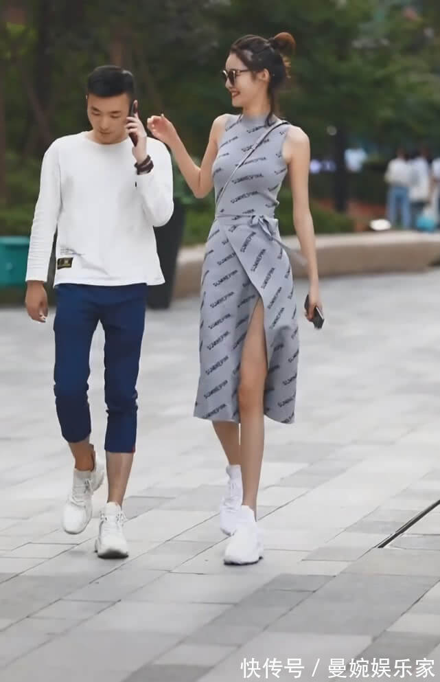 裙子|小姐姐的裙子有点意思左腿穿成1米7,右腿却像1米3,巨潮