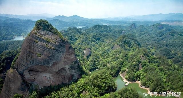 丹霞|登上铜鼓天柱峰，原来这里风景独好