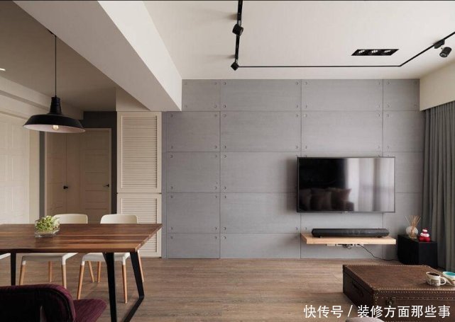 主卧房|91平工业风三居室,让人难以察觉主卧房入口门隐藏其中