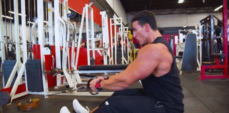 奥赛|身高167cm能拥有多强的背?健美大佬告诉你:女友抱不过来