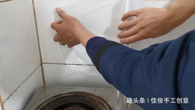 洗衣液|白醋和洗衣液混合真厉害,解决了家家户户的难题,学会回家试试!