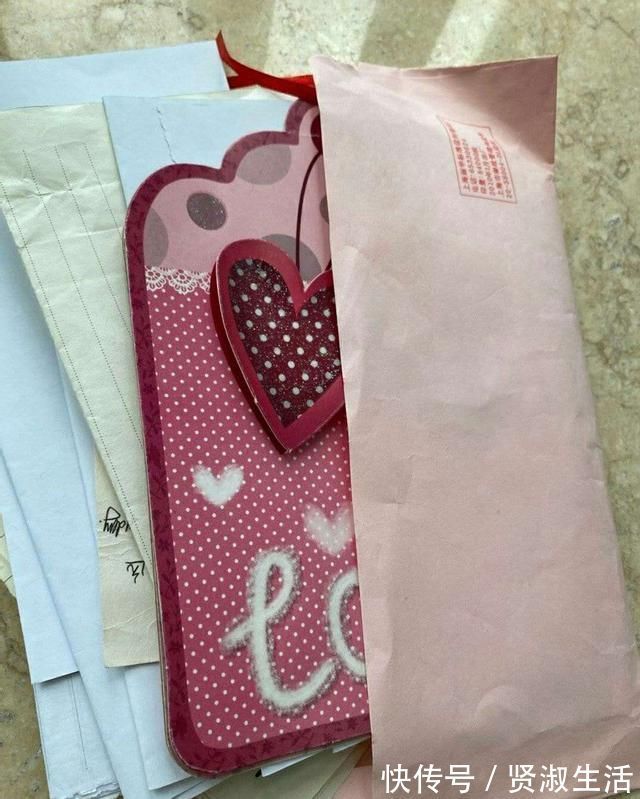 学生时代|家长别乱翻孩子的书包，包中世界“精彩无比”，你会被气笑的