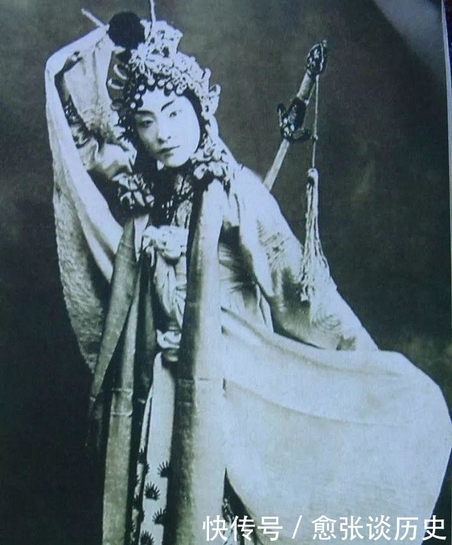 武生|尚小云:为戏而生为戏而亡,虽位列“四大名旦”,却唯独愧对妻子