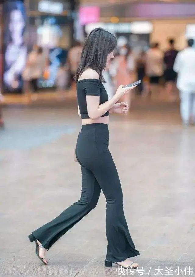 长度 美女街拍:“凹凸感”十足的打底裤,选对裙型的女生,大腿肉滑