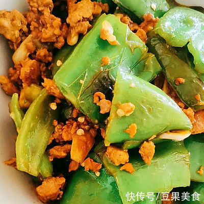 青椒|虎年大吉！下饭极品！肉末虎皮椒