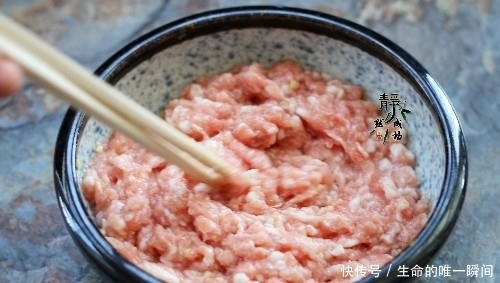 夏天多喝汤,此汤好喝也好做,10块钱就能煮1锅,特别鲜美