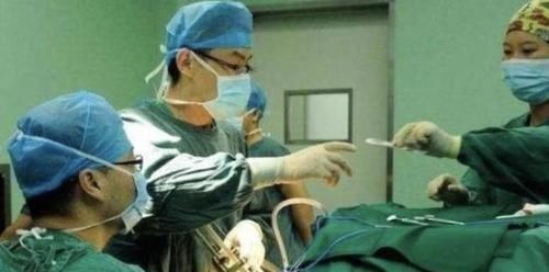 小金|很多医院让男医生接生,不会引起产妇反感吗?不妨听听医生的解释