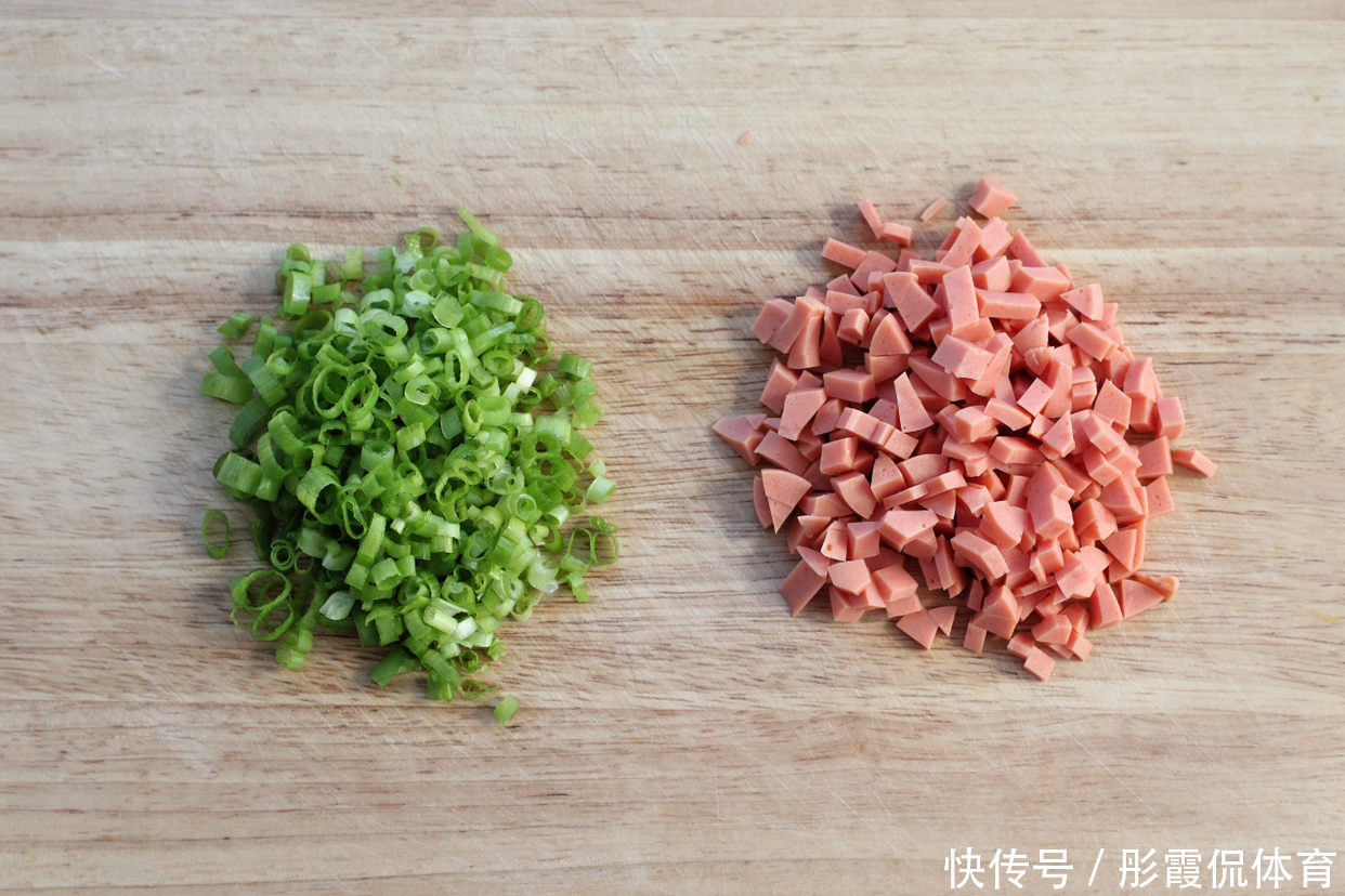 比馒头还好吃的切面饼，我家三天两头就做一锅，不用发面省时省力