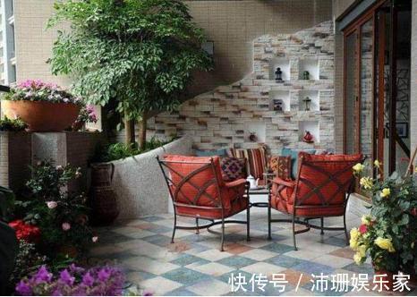 盆栽|老公阳台养盆栽,一家人看着乐开花,楼下邻居却天天找麻烦