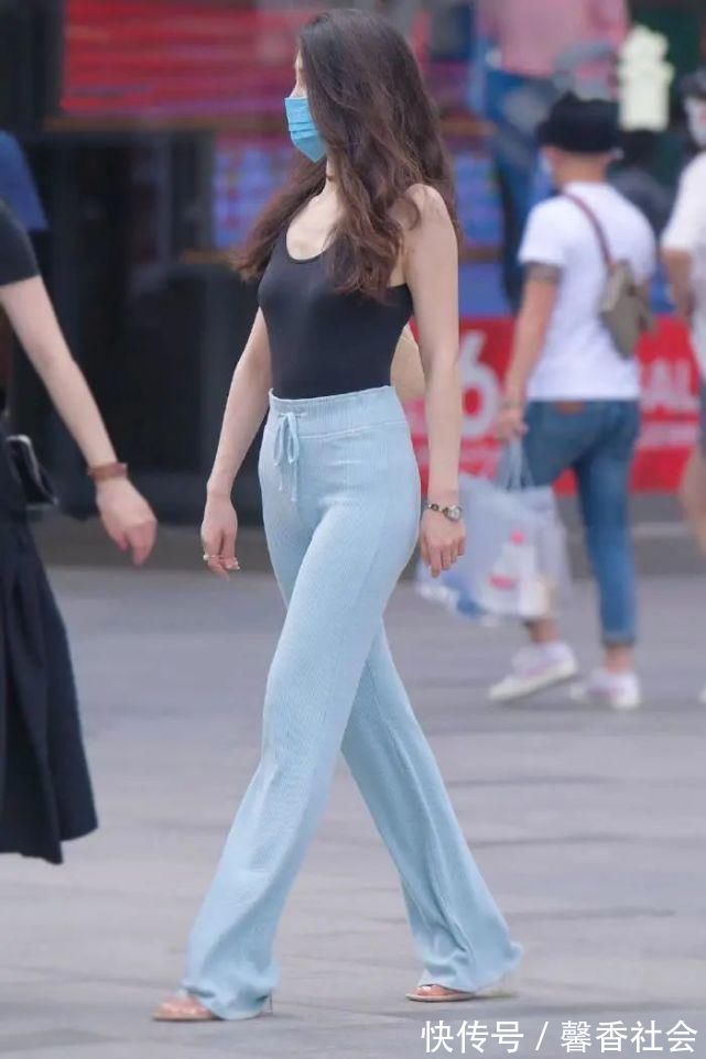 轻松|时尚休闲的穿搭,清凉舒适显气质,能让你轻松靓丽一整夏