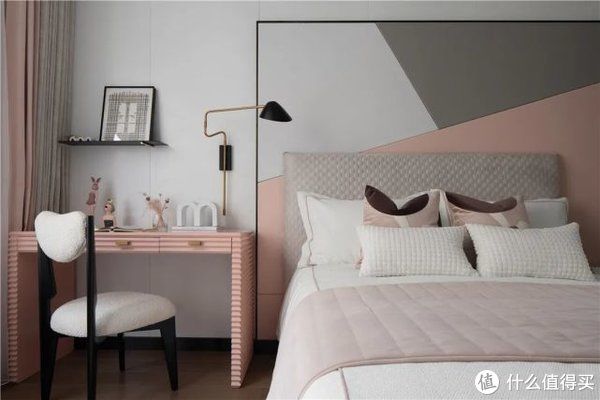 衣帽间|重庆麓铭府星院346㎡别墅下叠，花100万过理想中的生活，美醉了