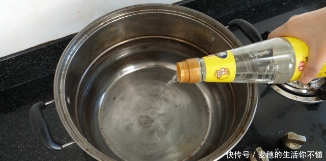 毛巾只用水洗根本洗不干净，教你正确清洗方法，干净除螨无异味